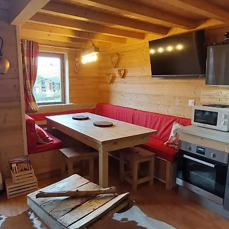 Bal2502 Apartment Manigod